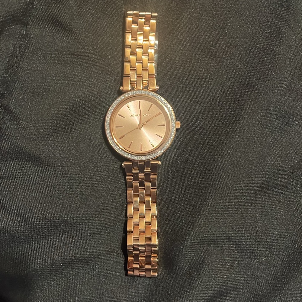 Michael Kors - rose gold watch - Picture 5 of 5